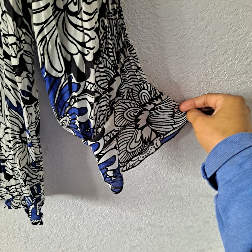Worthington white and black floral blouse - Picture 4 of 7